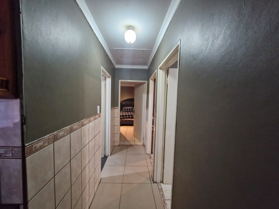 To Let 3 Bedroom Property for Rent in Kathu Northern Cape